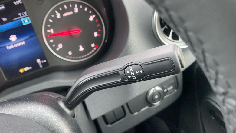 Mercedes-Benz Sprinter 315Cdi L2 Diesel Rwd 3.5t H2 Select Van